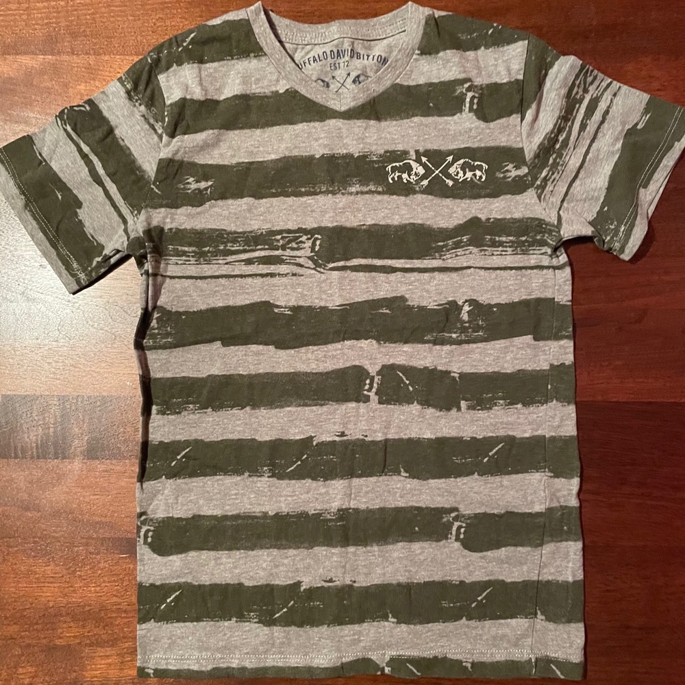 Boys T shirt size (M)
